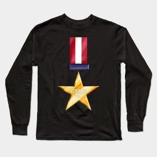 Golden Medal Of Honor For Veterans Day Long Sleeve T-Shirt